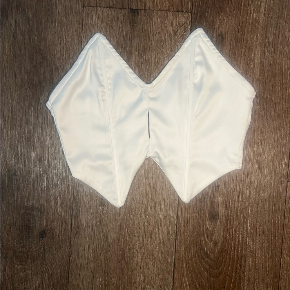 White corset crop top